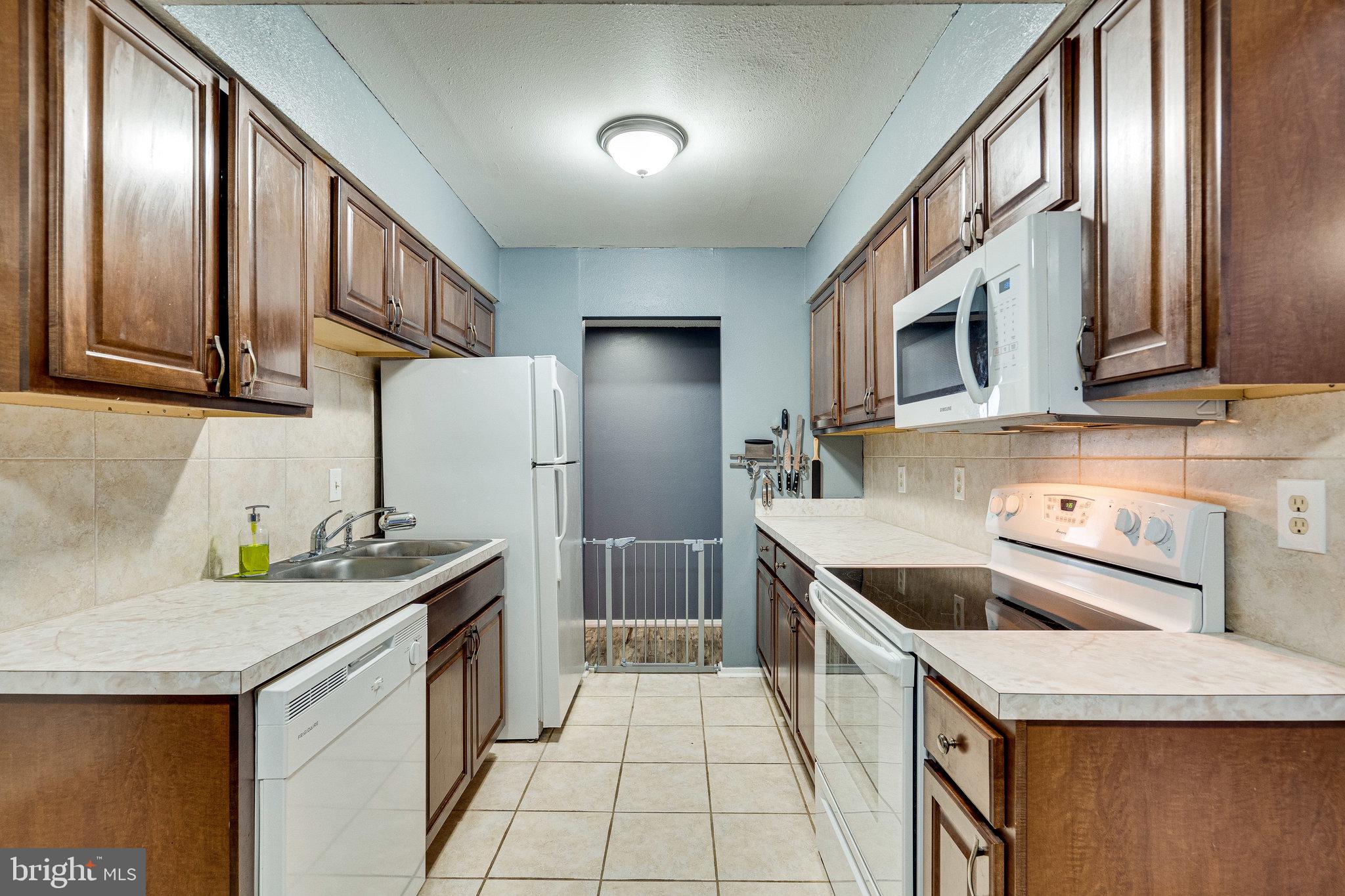 6101 Edsall Road, Unit 1704 Alexandria, VA 22304 - Photo 21 of 66