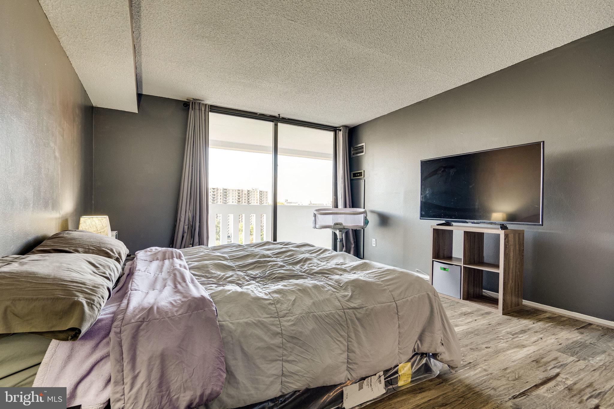 6101 Edsall Road, Unit 1704 Alexandria, VA 22304 - Photo 35 of 66