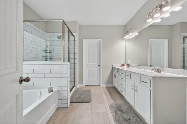 $550,000 | 3551 Dockside Shores Drive, Gainesville, GA 30506