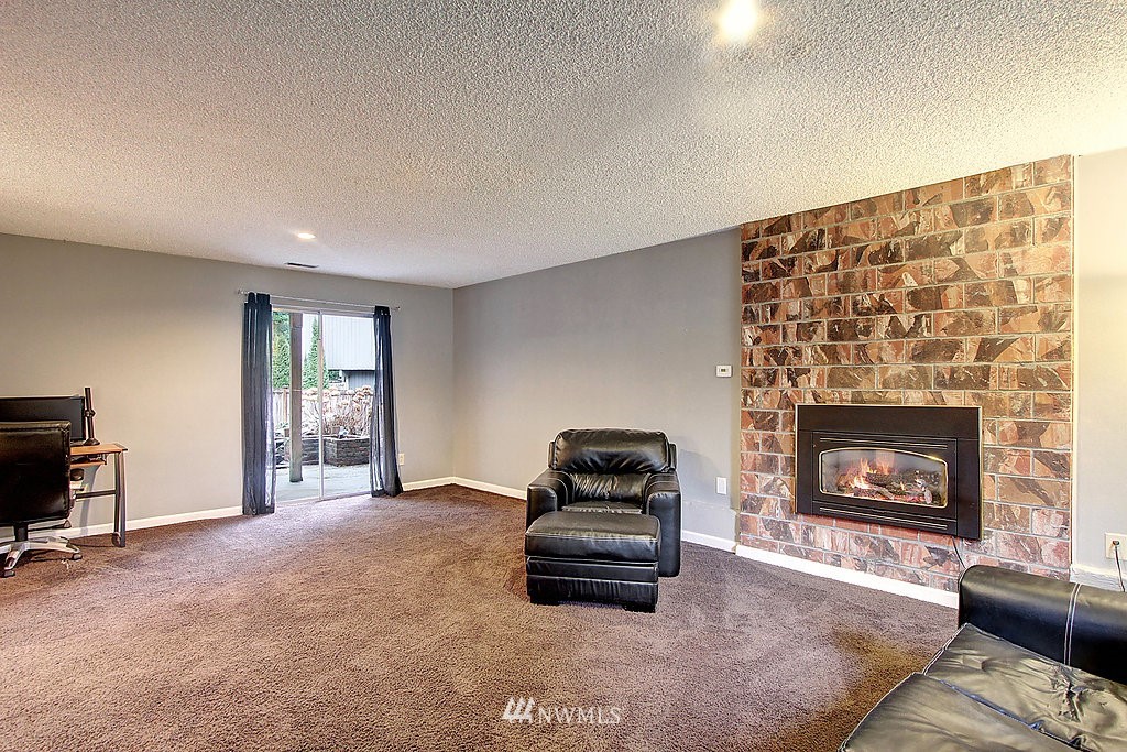 2633 164th Place Southeast Bothell, WA 98012 - Photo 14 of 20