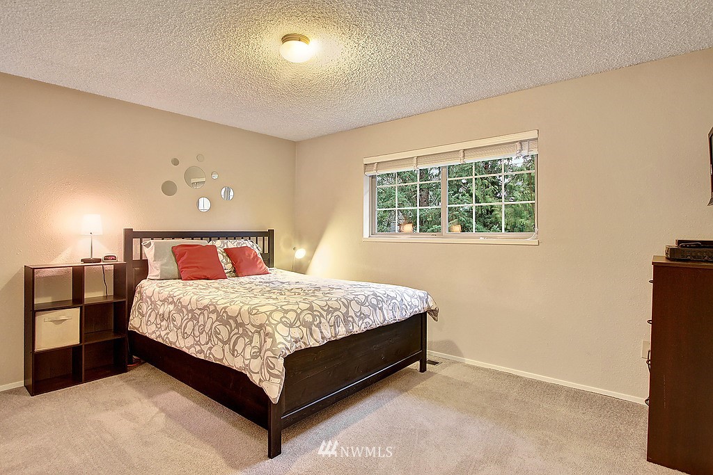 2633 164th Place Southeast Bothell, WA 98012 - Photo 9 of 20