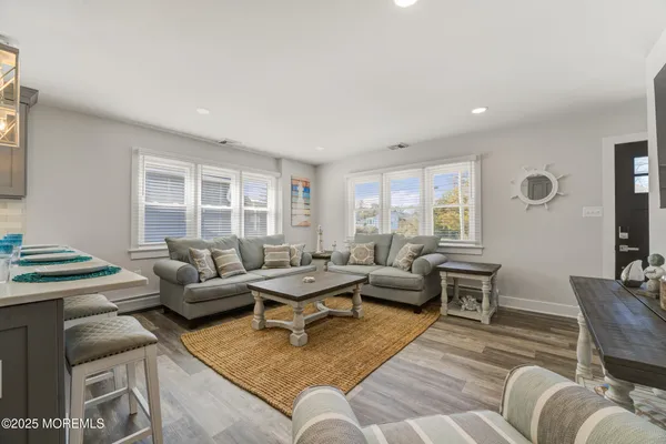 $2,800 | 307 Asbury Avenue, Ocean Gate, NJ 08740