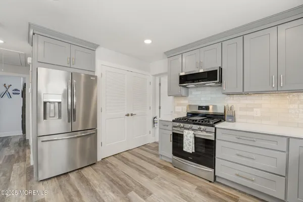 $2,800 | 307 Asbury Avenue, Ocean Gate, NJ 08740