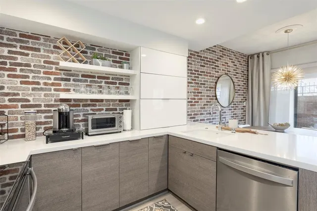 $225,000 | 5100 Verde Valley Lane, Unit 135, Dallas, TX 75254