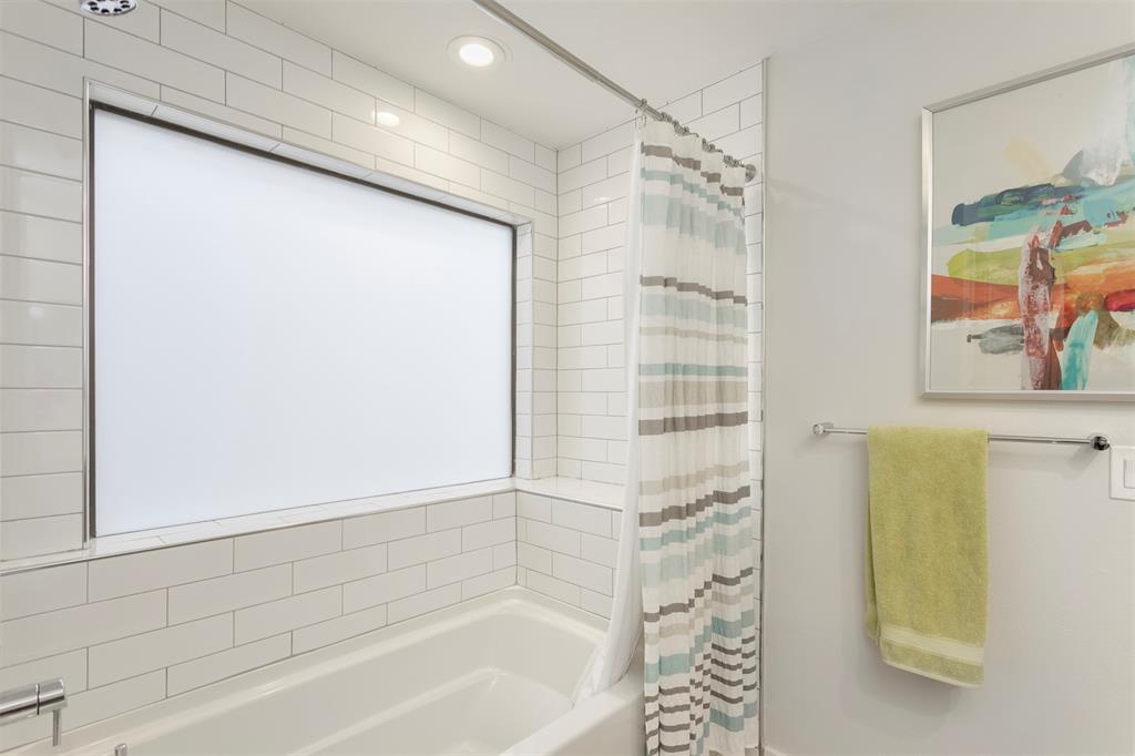 5100 Verde Valley Lane, Unit 135 Dallas, TX 75254 - Photo 16 of 26