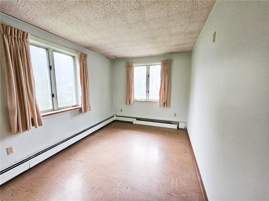 10 South Lewis Street Auburn, NY 13021 - Photo 19 of 29 1 of the 13 look alike bedrooms