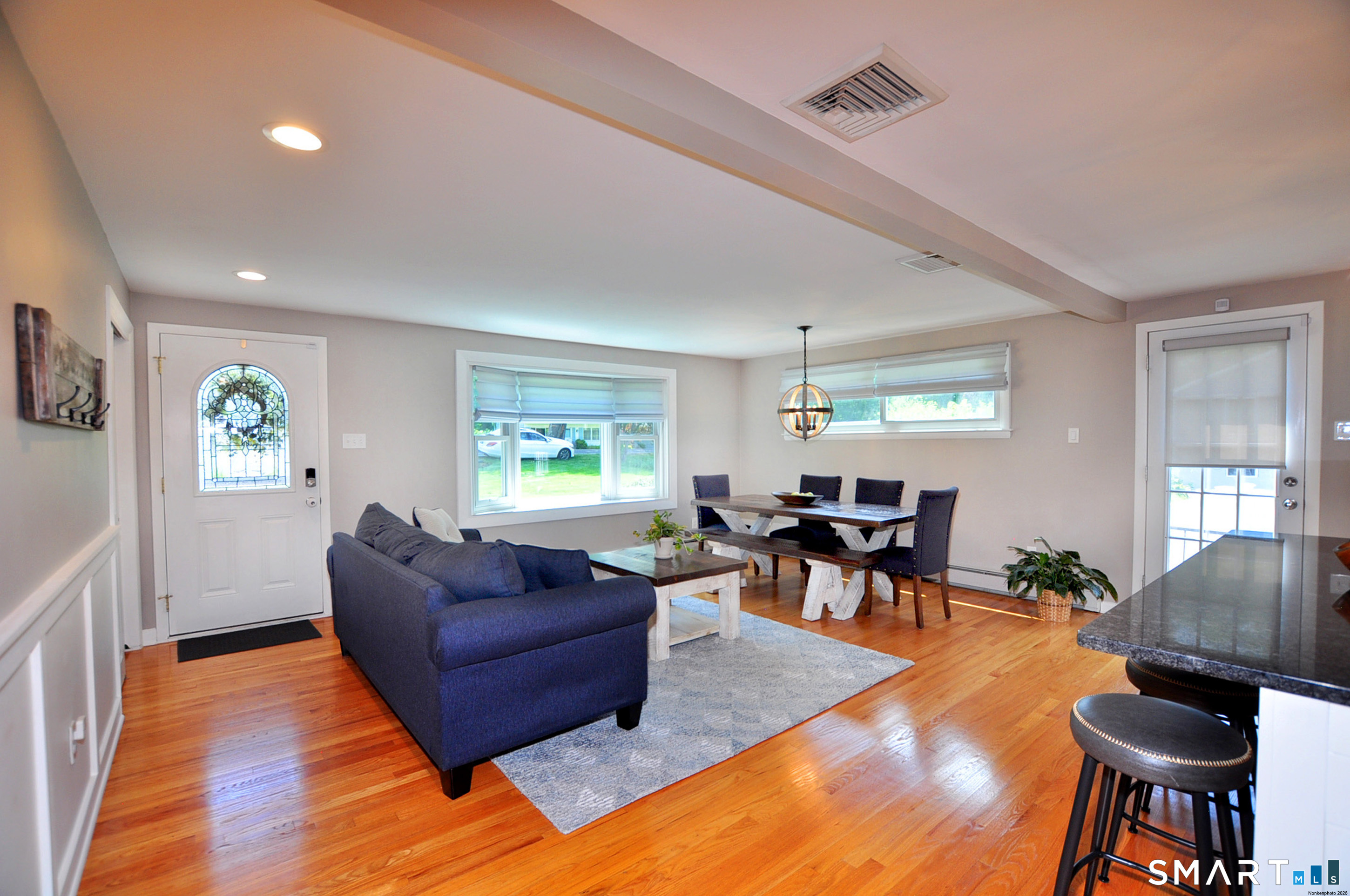 429 South Stone Street Suffield, CT 06093 - Photo 2 of 39