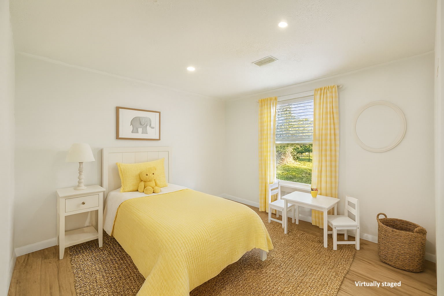 95539 Tyson Road Fernandina Beach, FL 32034 - Photo 20 of 38 ... with lots of natural light.