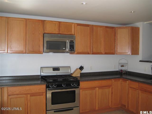 12 Bent Oak Road Beaufort, SC 29907 - Photo 3 of 13 20200123162715636591000000-o