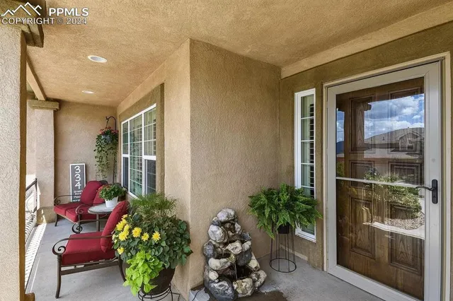 a living room filled with furniture