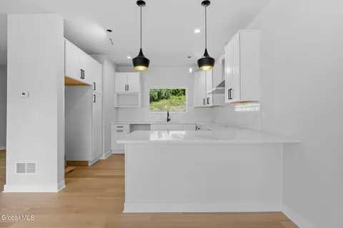 $718,300 | 15 Footpath Way, Lake George, NY 12845