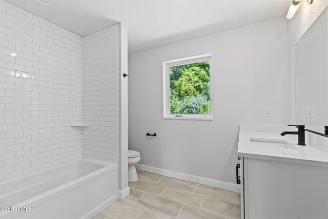 $718,300 | 15 Footpath Way, Lake George, NY 12845