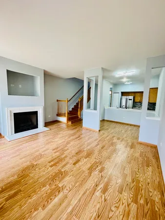 $2,400 | 14857 West Victoria Crossing, Unit 14857, Lockport, IL 60441