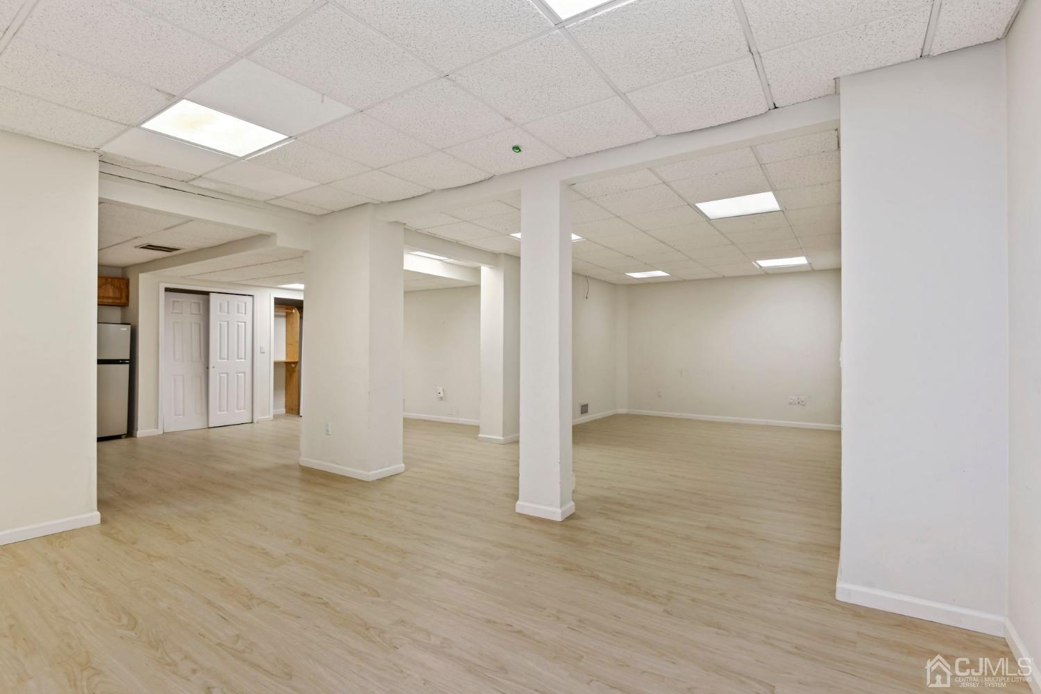 16 Allison Court Edison, NJ 08820 - Photo 24 of 33 a view of an empty room