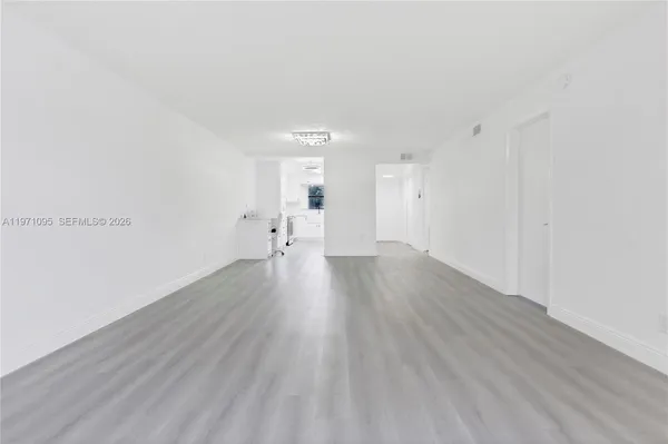 $240,000 | 10207 Sunrise Lakes Boulevard, Unit 204, Sunrise, FL 33322