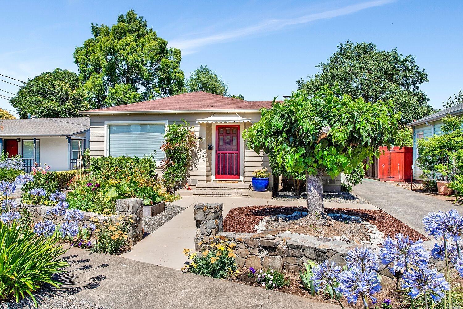 2116 Humboldt Street Santa Rosa, CA 95404 - Photo 1 of 1 Gallery Image 1