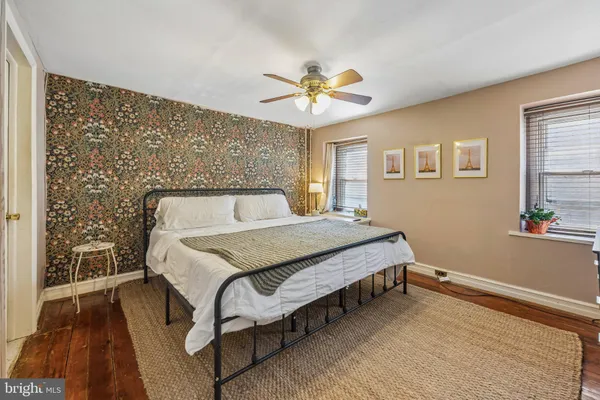 $2,150 | 166 Grape Street, Philadelphia, PA 19127