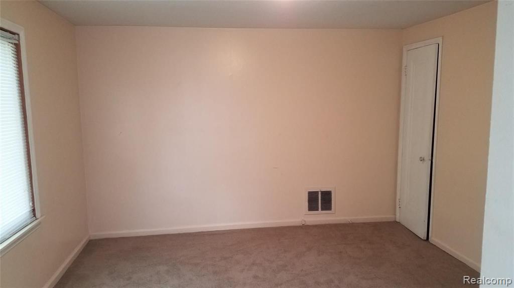 7381 Evergreen Road Detroit, MI 48228 - Photo 10 of 16