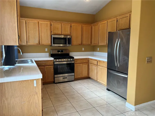 $3,300 | 368 Kilworth Drive, Corona, CA 92882