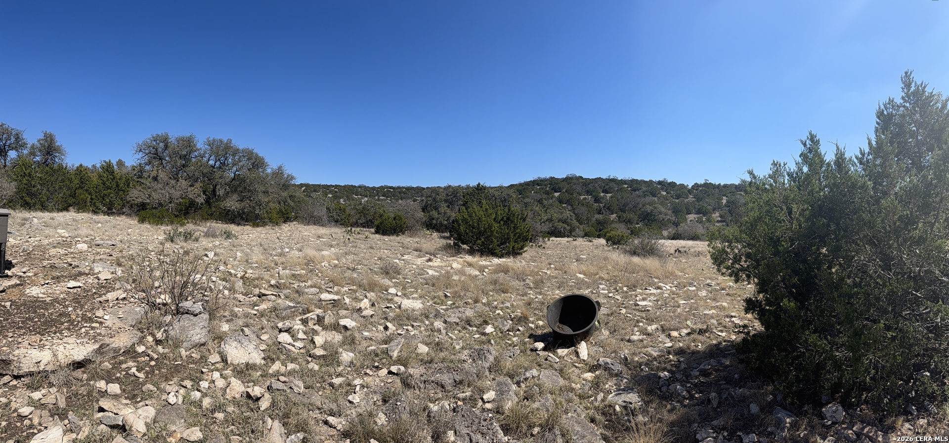 1213 SD 42200 Rocksprings, TX 78880 - Photo 25 of 33 a view of a backyard of the house