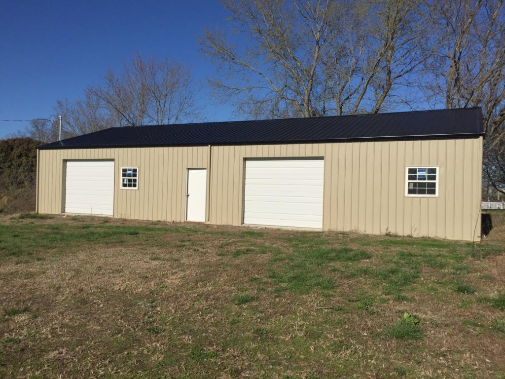 3986 West Allens Bridge Road Greeneville, TN 37743 - Photo 5 of 9 1800SF garage concrete floor
