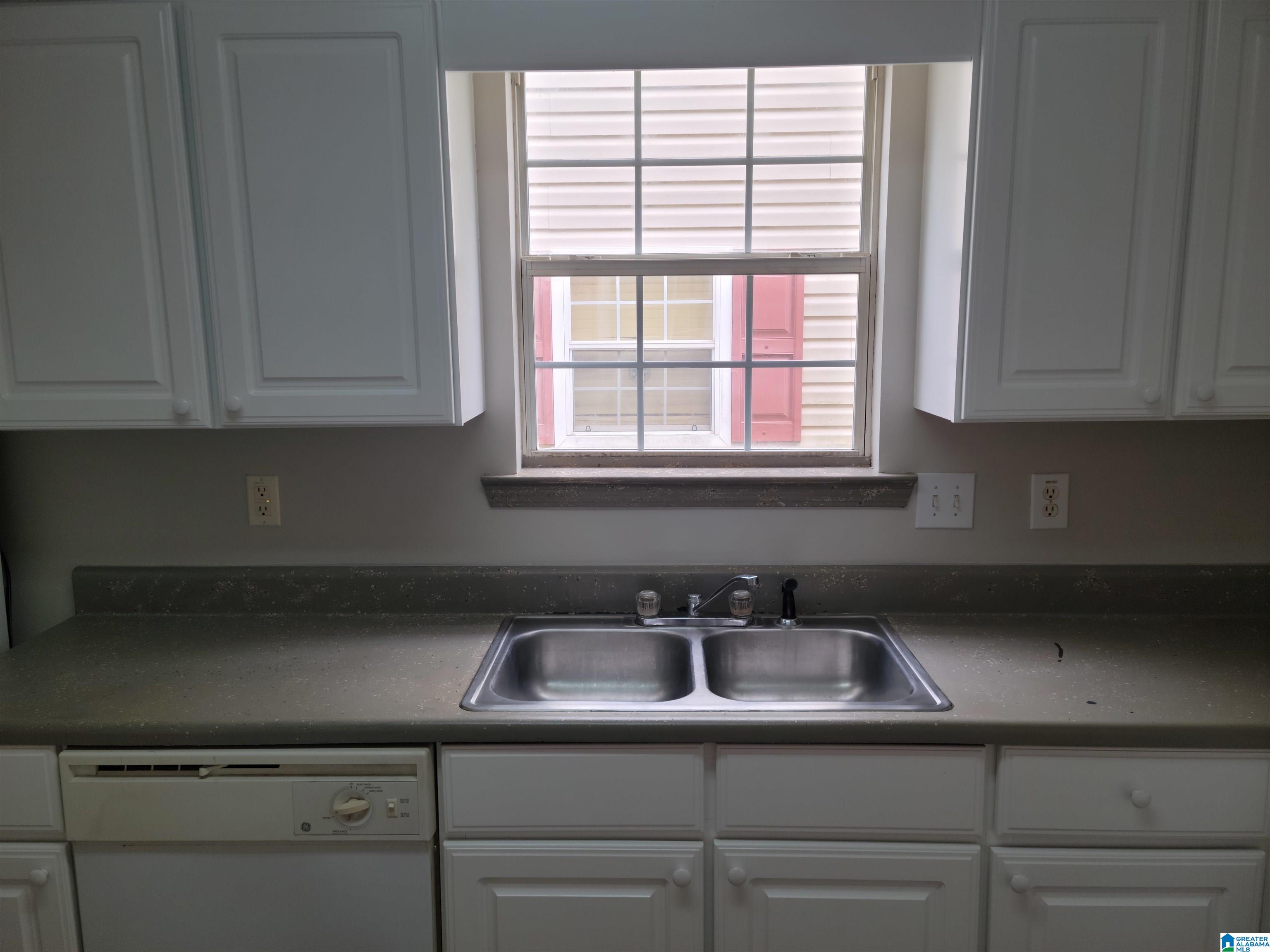 317 Rocky Ridge Circle Helena, AL 35080 - Photo 8 of 16