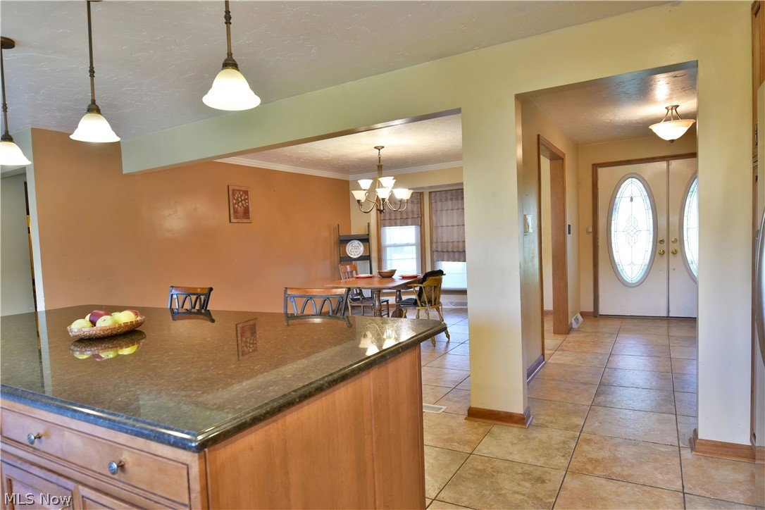 2520 East South Range Road New Springfield, OH 44443 - Photo 11 of 35