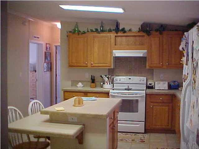 4232 Carl Booker Road Milton, FL 32583 - Photo 11 of 13 Gallery Image 11