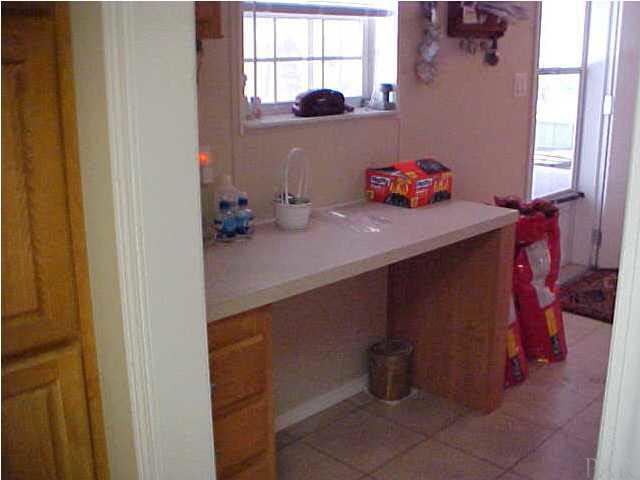 4232 Carl Booker Road Milton, FL 32583 - Photo 9 of 13 Gallery Image 9
