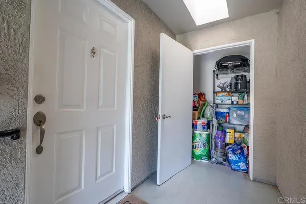 $599,000 | 506 Canyon Drive, Unit 6, Oceanside, CA 92054