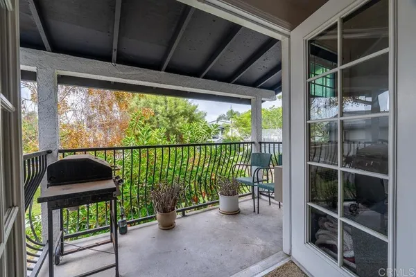 $599,000 | 506 Canyon Drive, Unit 6, Oceanside, CA 92054