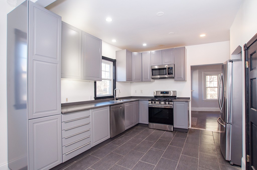 7 Brookside Park Milton, MA 02186 - Photo 11 of 25