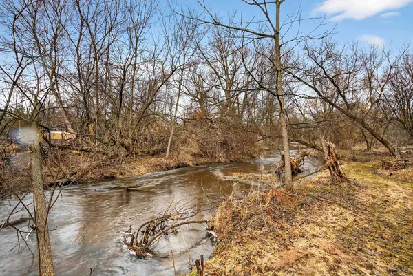 $290,000 | 117 North Cherry Street, Hortonville, WI 54944