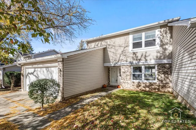 $385,000 | 251 Signature Drive, Bloomingdale, IL 60108