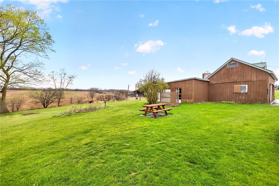 2070 New Michigan Road Canandaigua Town, NY 14424 - Photo 27 of 39