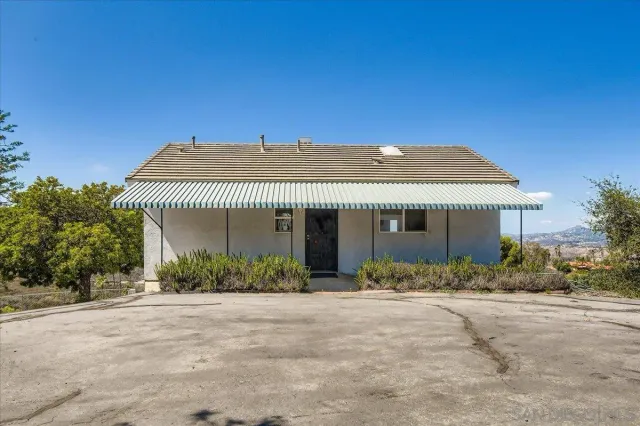 $920,000 | 13622 Coyote Vista Way, Jamul, CA 91935