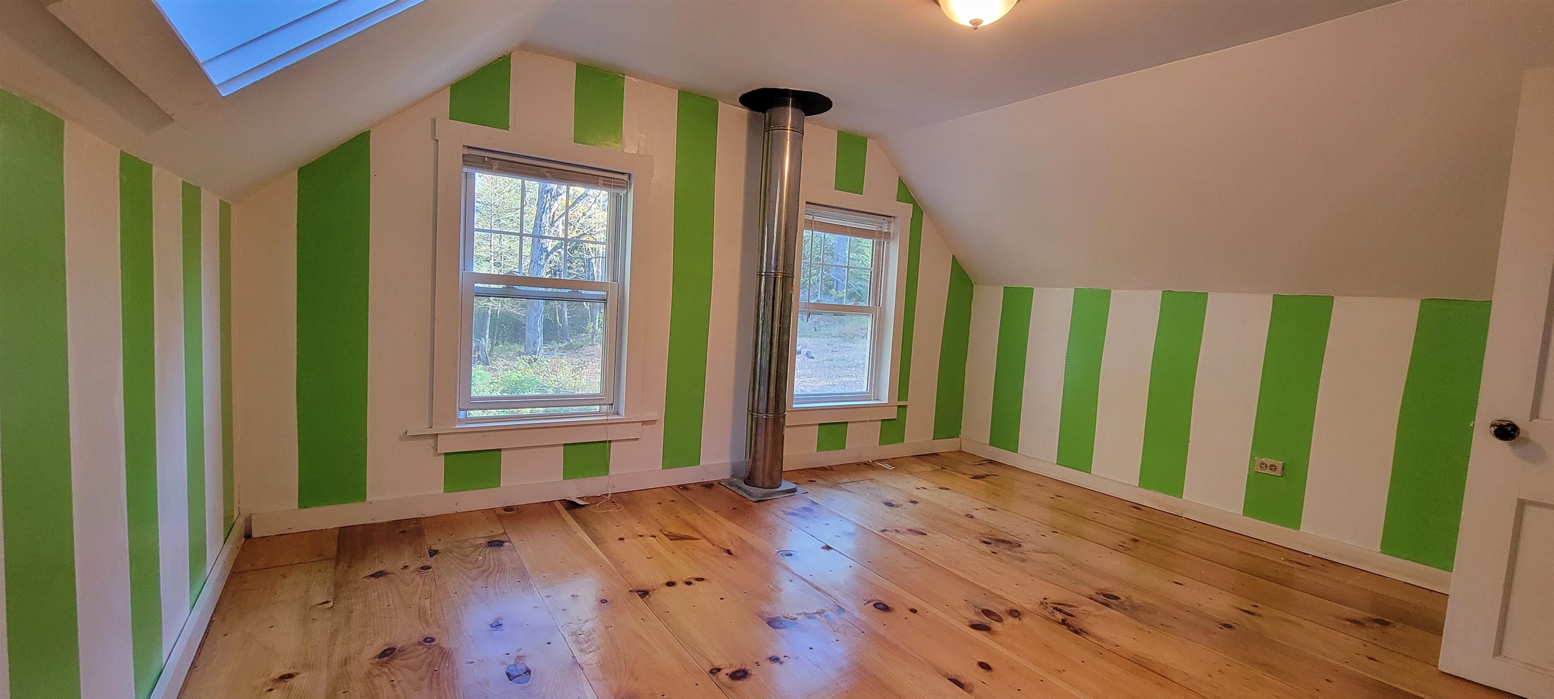 975 Slate Rock Road Guilford, VT 05301 - Photo 27 of 33