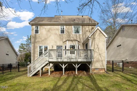 $450,000 | 211 Kronos Lane, Cary, NC 27513