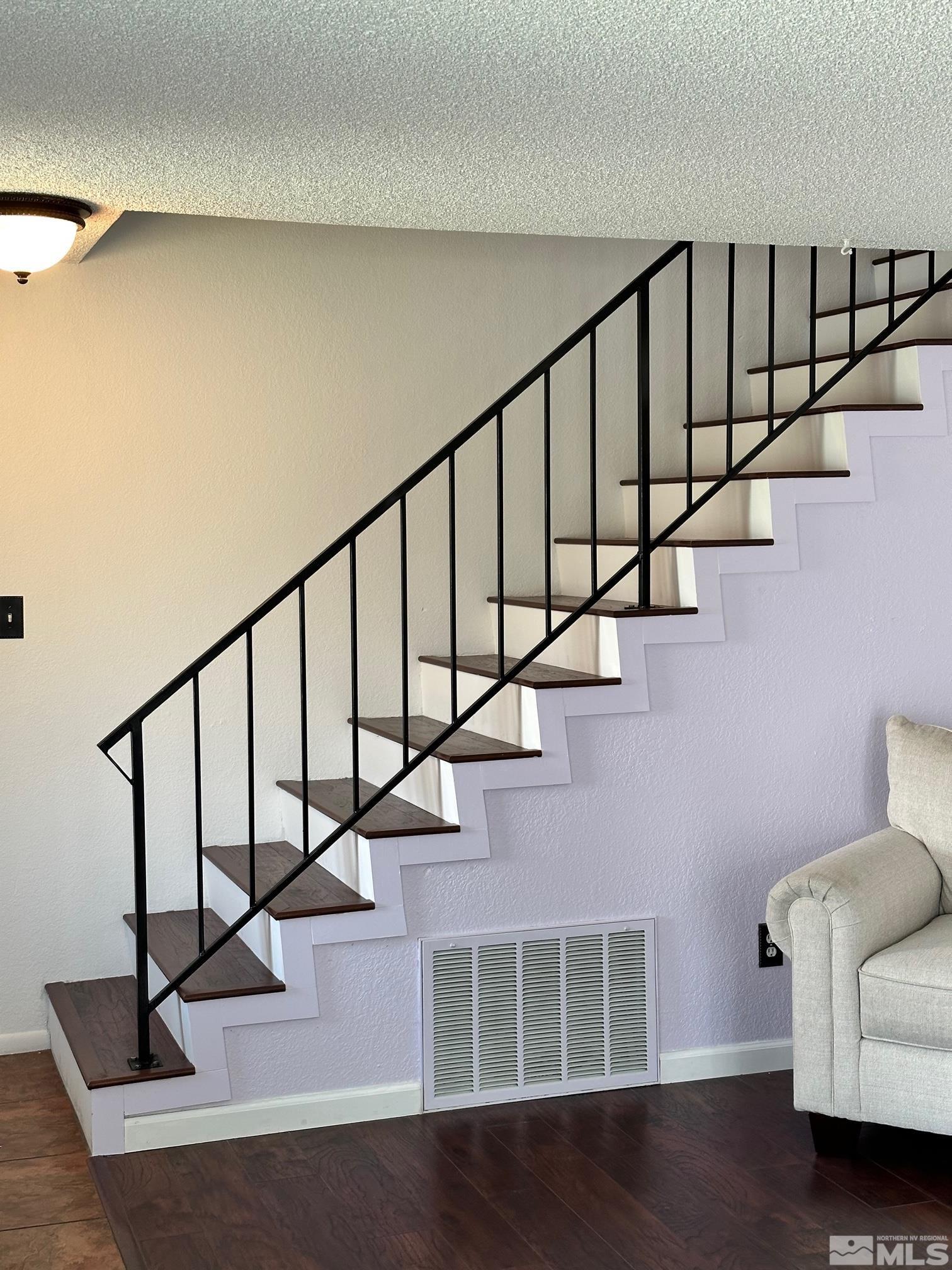 7600 Armin Circle Reno, NV 89511 - Photo 6 of 22 Photo 6