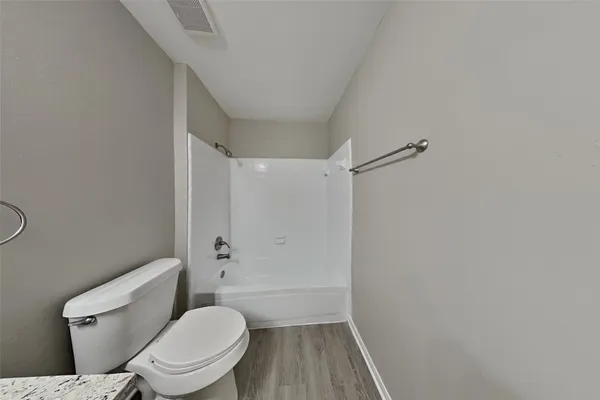 $2,140 | 18150 River Sage Drive, Houston, TX 77084