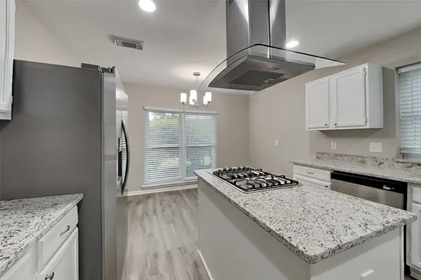$2,140 | 18150 River Sage Drive, Houston, TX 77084