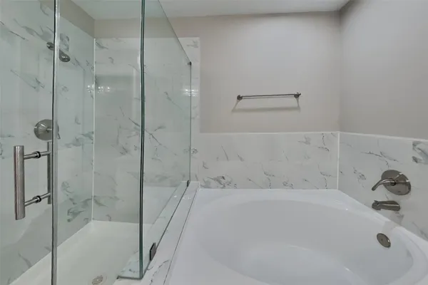 $2,140 | 18150 River Sage Drive, Houston, TX 77084