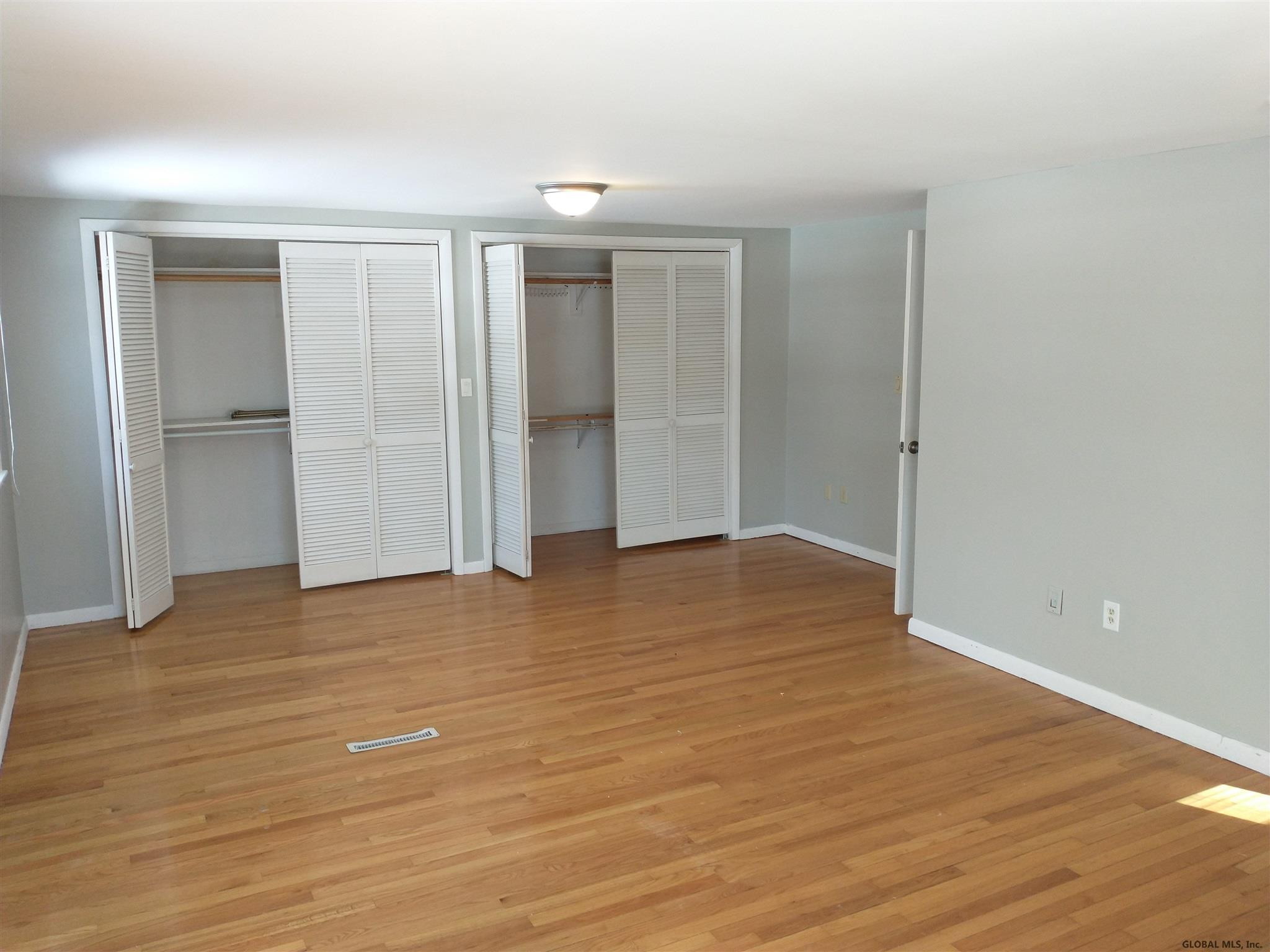 1350 Rowe Road Niskayuna, NY 12309 - Photo 19 of 33 Photo 19