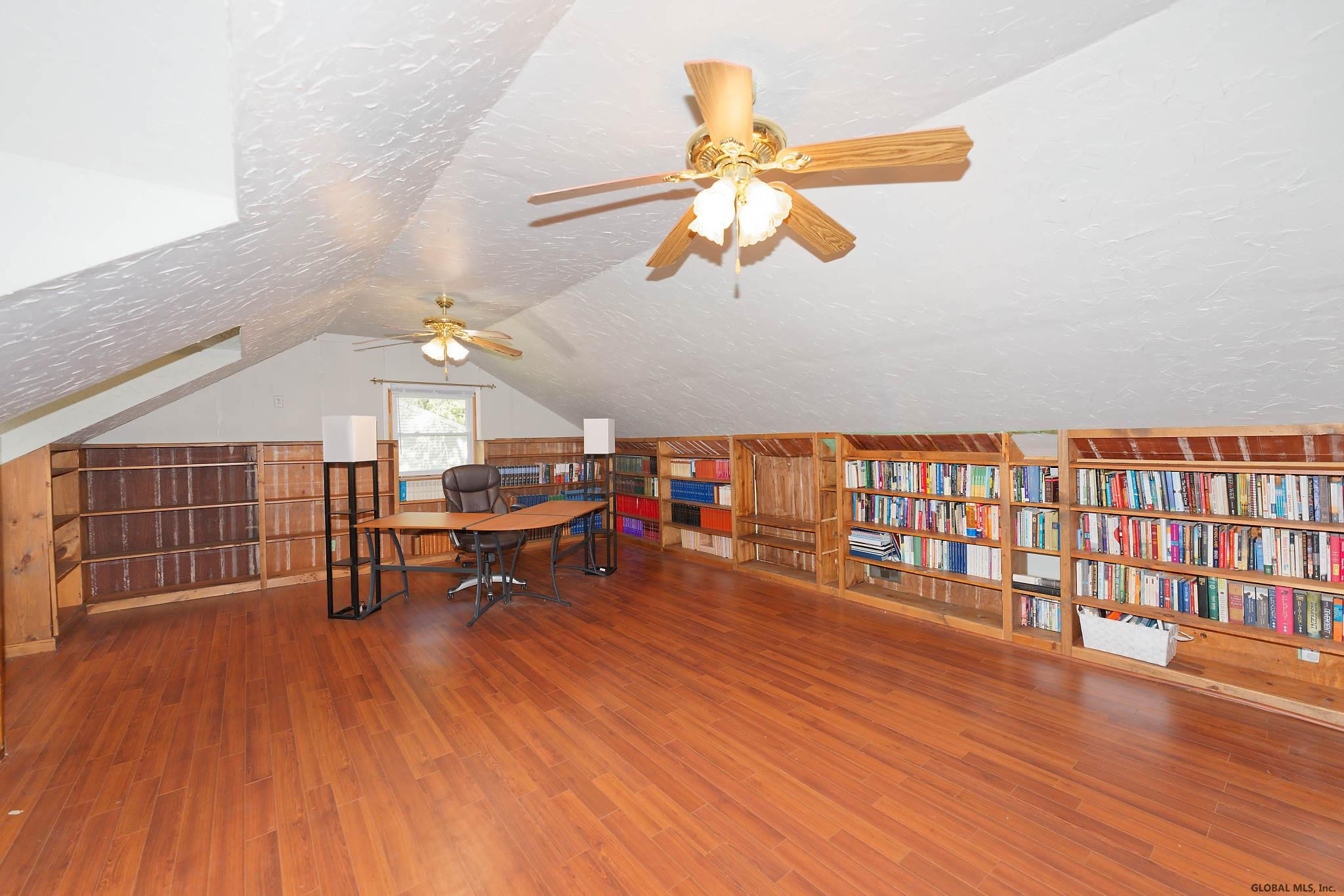 1350 Rowe Road Niskayuna, NY 12309 - Photo 24 of 33 Photo 24