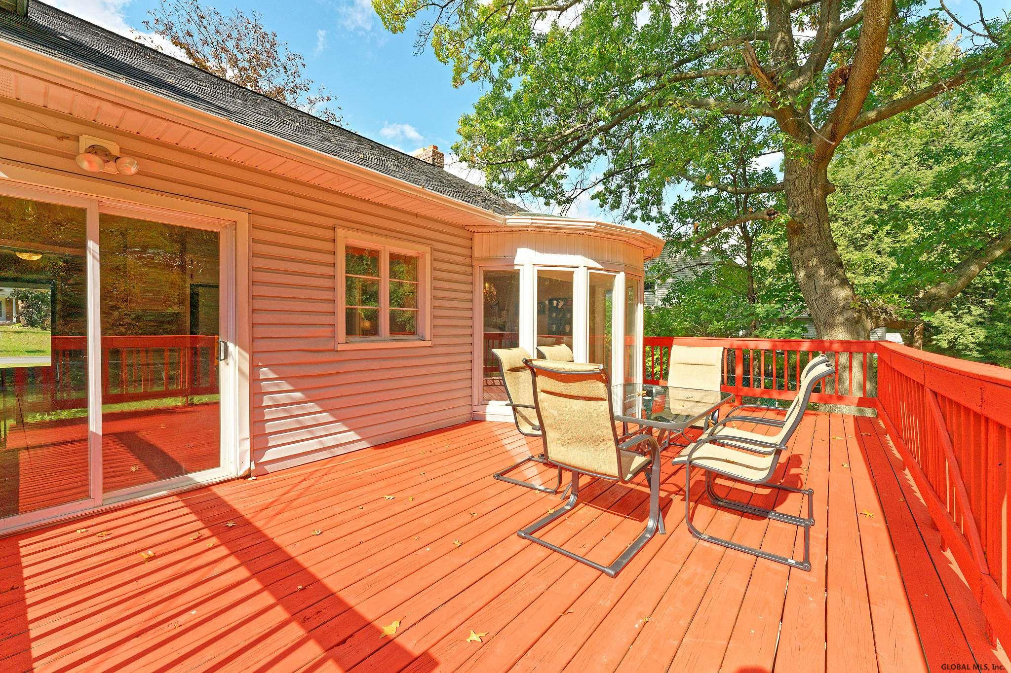 1350 Rowe Road Niskayuna, NY 12309 - Photo 28 of 33 Photo 28