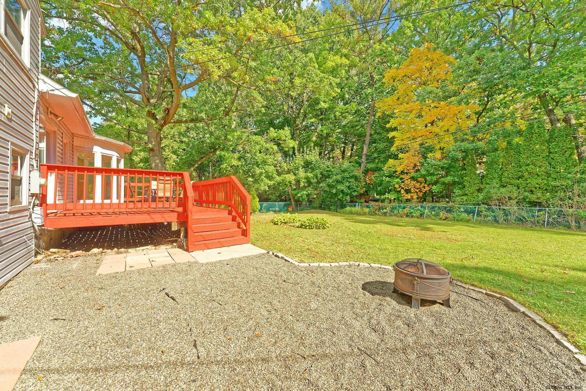 1350 Rowe Road Niskayuna, NY 12309 - Photo 30 of 33 Photo 30