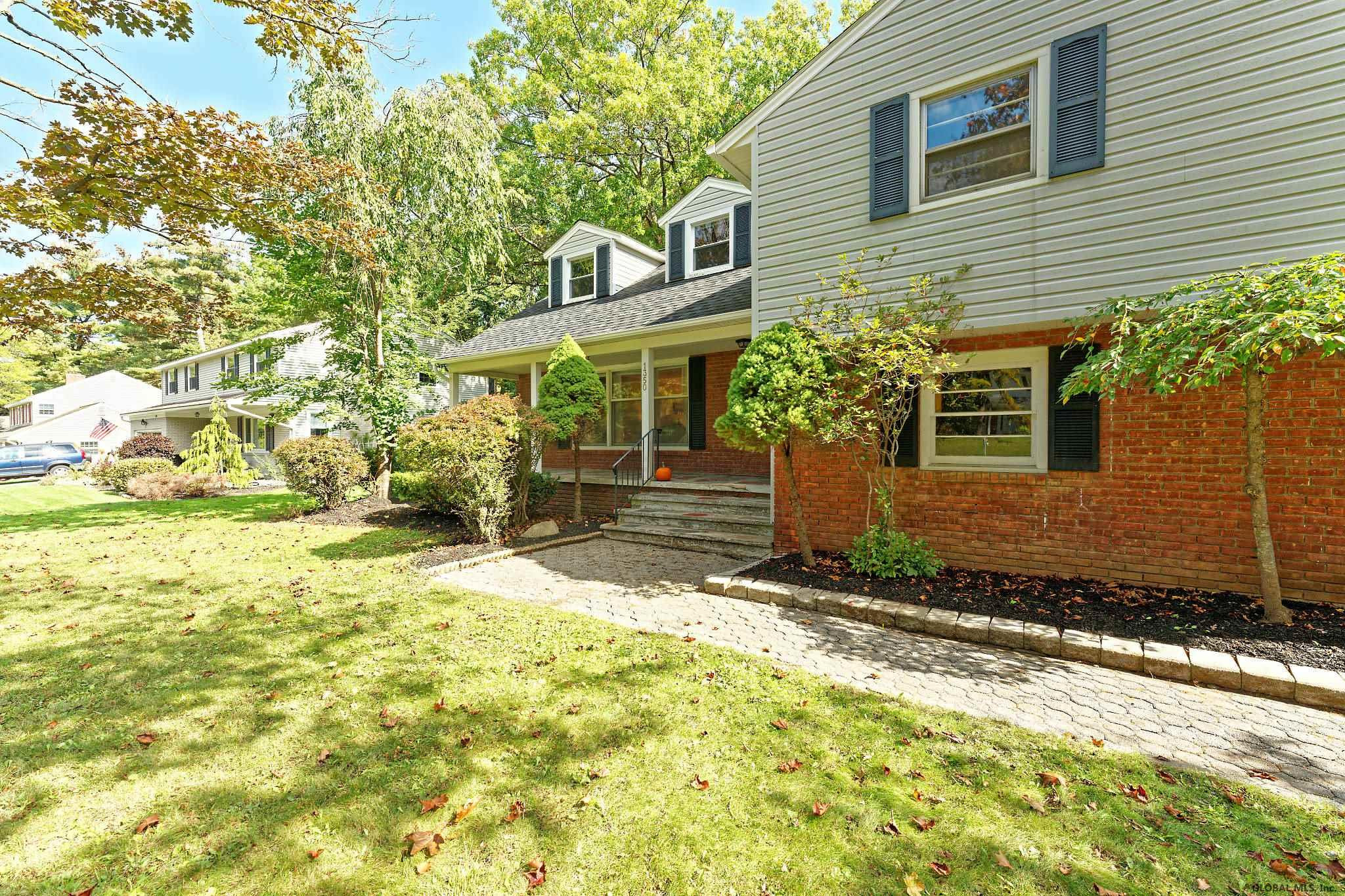 1350 Rowe Road Niskayuna, NY 12309 - Photo 4 of 33 Photo 4