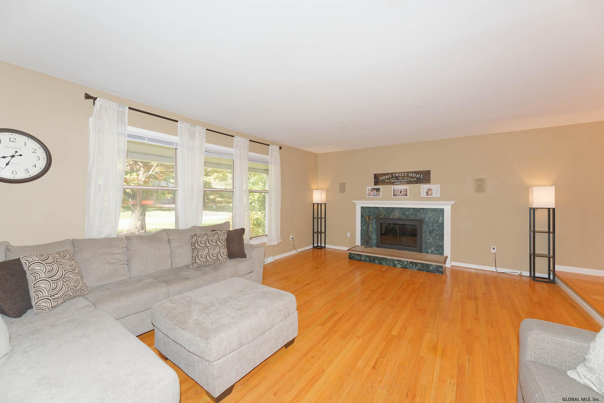 1350 Rowe Road Niskayuna, NY 12309 - Photo 9 of 33 Photo 9