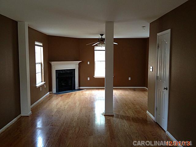 2323 Gooseberry Road Charlotte, NC 28208 - Photo 4 of 9 Gallery Image 4