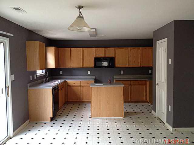 2323 Gooseberry Road Charlotte, NC 28208 - Photo 5 of 9 Gallery Image 5